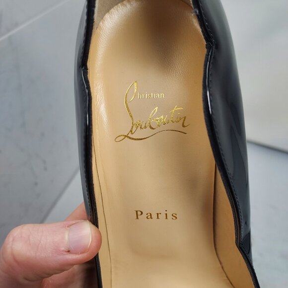 Christian Louboutin Black Hot Chick Scallop Patent Leather Pump Shoe - Picture 5 of 11